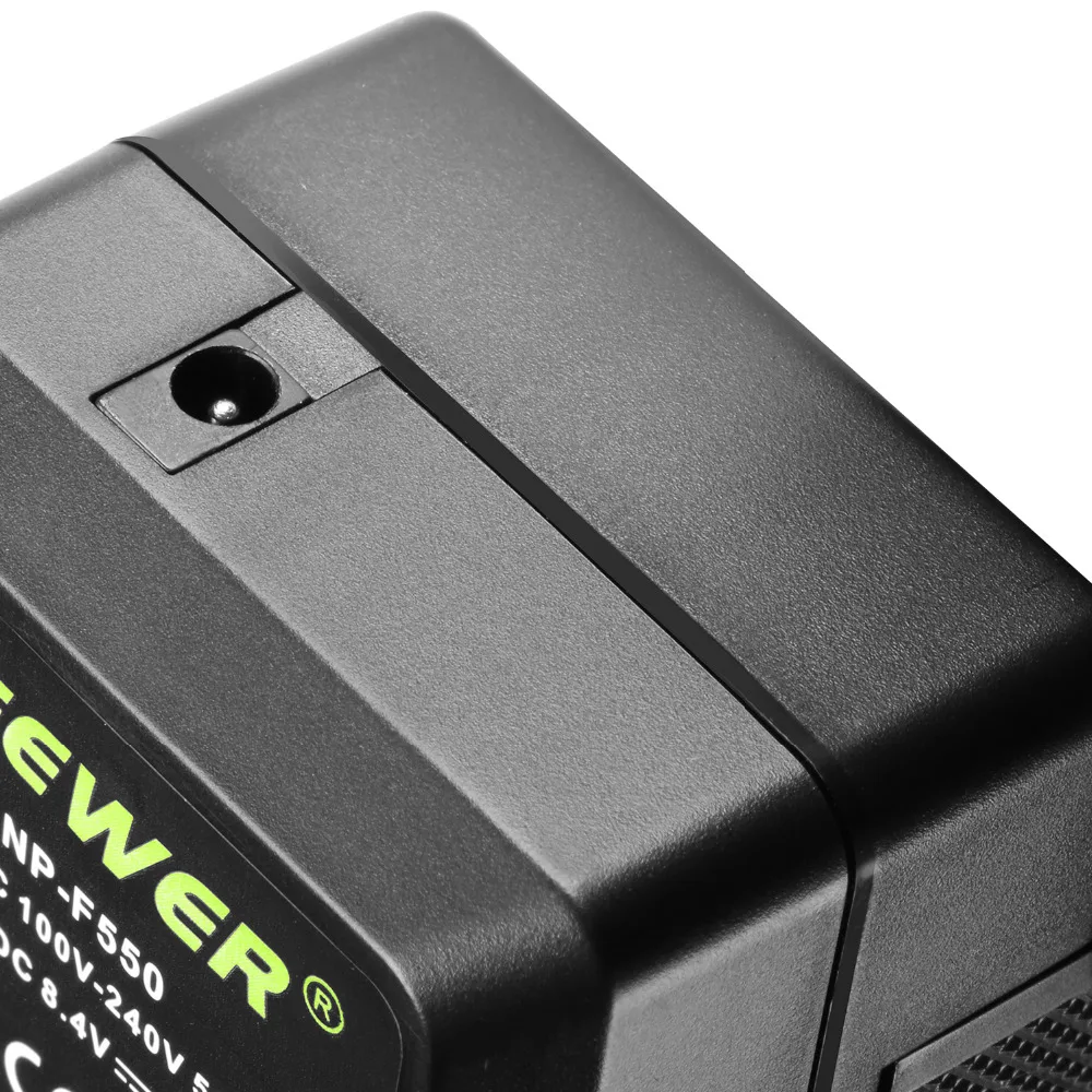 Сетевое зарядное устройство Neewer с адаптером для автомобиля sony NP-F550/F750/F960/F330/F570