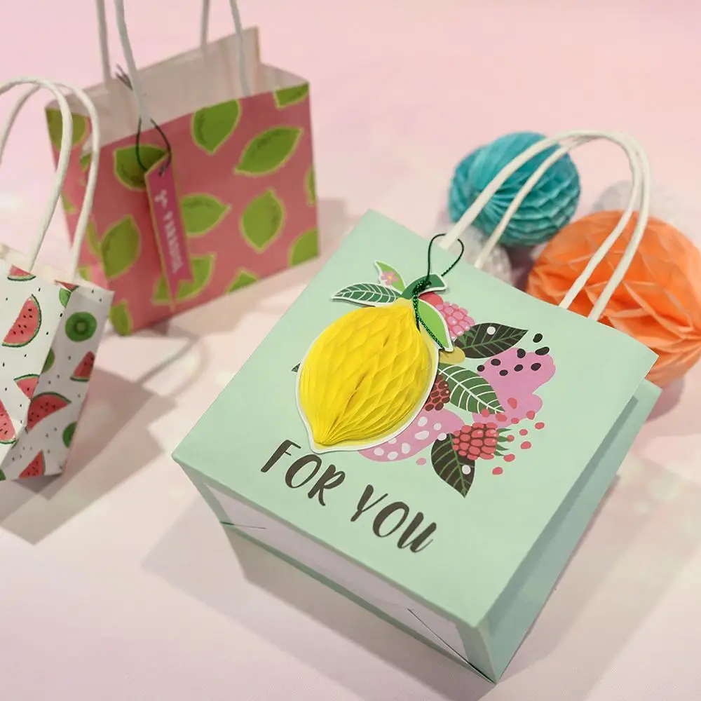 

Pack of 3 Summer Fruit Paper Gift Bags Honeycomb Lemon Watermelon Kiwi Wedding Souvenir Birthday Present Wrapping Tropical Hawai