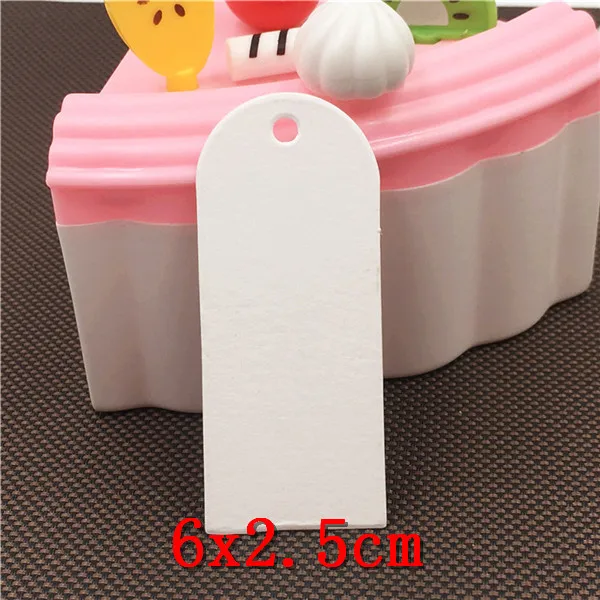 White 6x2.5cm 100 шт разноцветная арка в Форме Натурального крафт-картона бирки печать Цветы Сердце фигурки для одежды ручной работы марка одежды - Цвет: White 6x2.5cm