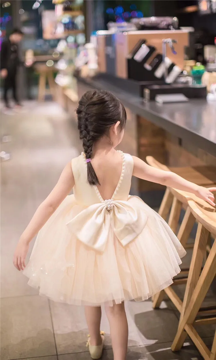 Платье для маленьких девочек г. Летнее Новое сексуальное платье со съемным бантом и открытой спиной, украшенное жемчугом, удобное милое бальное платье для дня рождения, vestidos Y1279