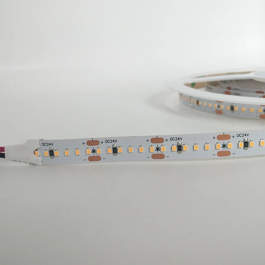 Светодиодная ленсветильник High CRI 90 + SMD2216 24 В постоянного тока 5 метров 1200
