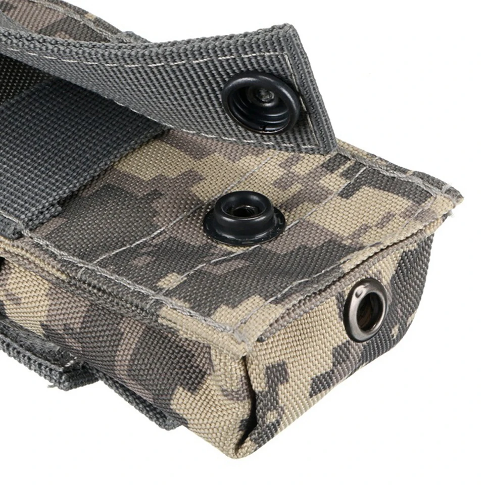

Outdoor Tactical Flashlight Bag with Waterproof Nylon Material M5 Flashlight Package for Hunting Accessories