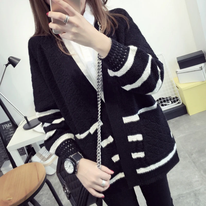 Шить вязаный свитер верхняя одежда Женская Осенняя Новинка 2017 года Куртки и
