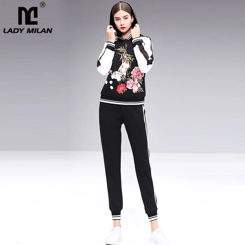 Women's Runway Twinsets Hooded Collar Long Sleeves Embroidery Hoodies with Striped Pants Fashion Two Piece Sets | Женская одежда