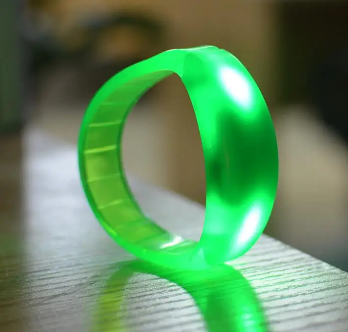 Мигающий светодиодный светящийся браслет со звуковым звуком и активированным