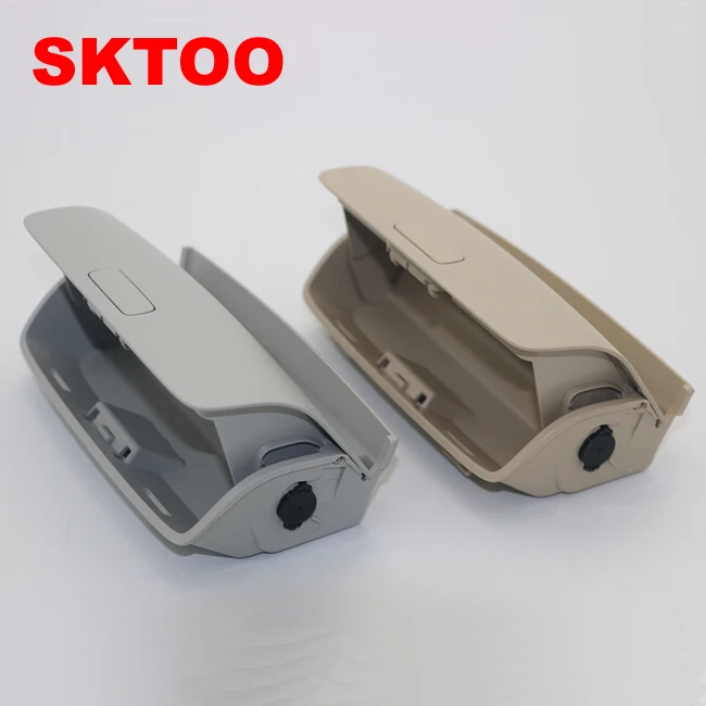 

SKTOO For Volkswagen Tiguan Skoda superb Roof glasses box storage box decorative box ceiling debris boxes