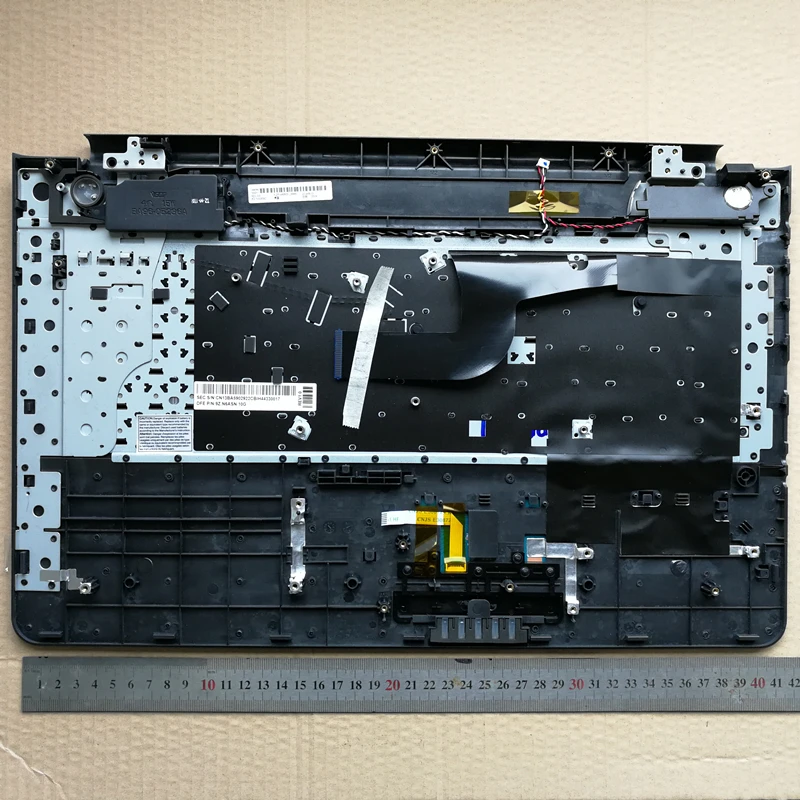 Клавиатура для ноутбука Samsung RC710 RC720 17 3 дюйма серая с подставкой рук раскладкой