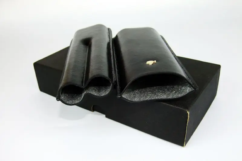 

Cohiba Cigar Box Cigar Leather Jacket With Scissors And Cigar Moisturizer Cohiba Cigar Humidor