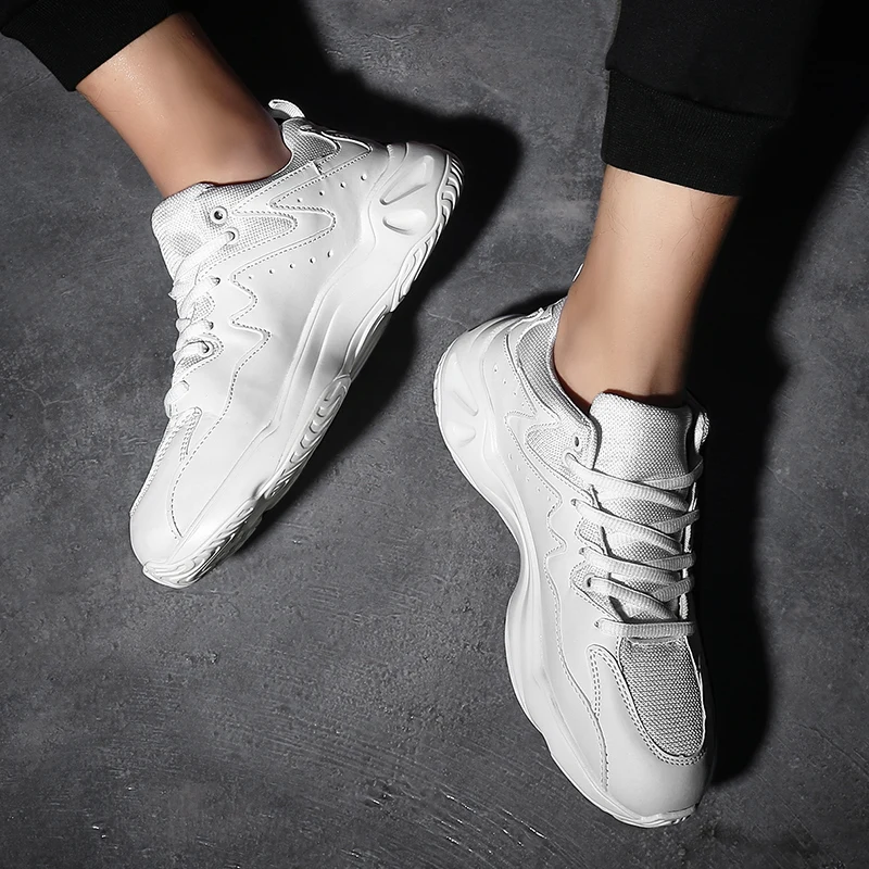 

Fires White Men Running Shoes Breathable Sports Sneakers Lace Up Gym Trainers Outdoor Athletic Lightweight Walking Shoes