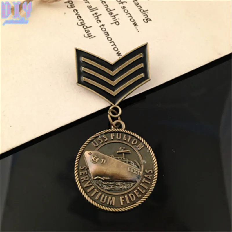 Англия орел круглый пять звезд военный металлический значок Ретро Фабри плечо доска армейские знаки различия булавка На брошь медаль ручной работы - Цвет: D