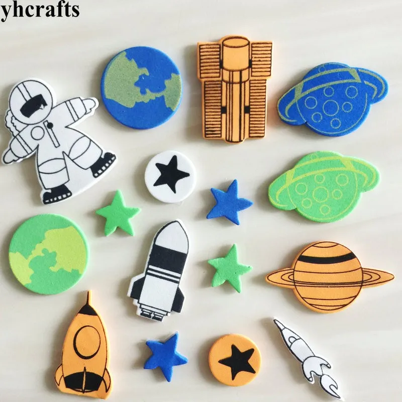 16PCS outspace 1 пакет/УП. Блестящий Санта Снеговик Олень пенопластовые наклейки рождественские поделки элементы деятельности Детская комната украшения декоративные рождественские diy игрушки - Цвет: 16PCS outspace