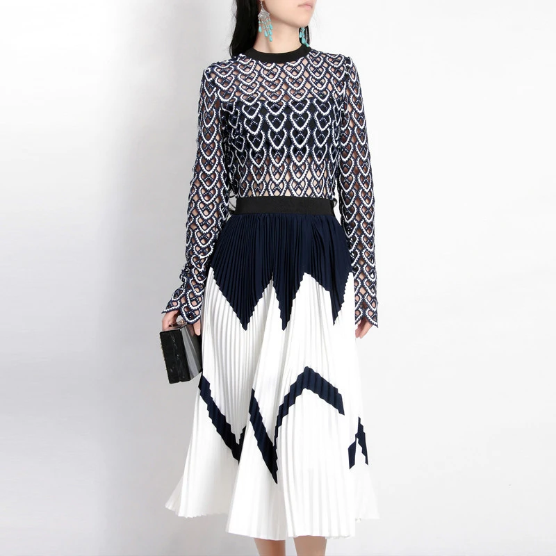 

Qian han zi 2019 Fashion Designer Runway Midi Dress Summer Women Long sleeve Heart Hollow Out Patchwork Pleated Casual Dress