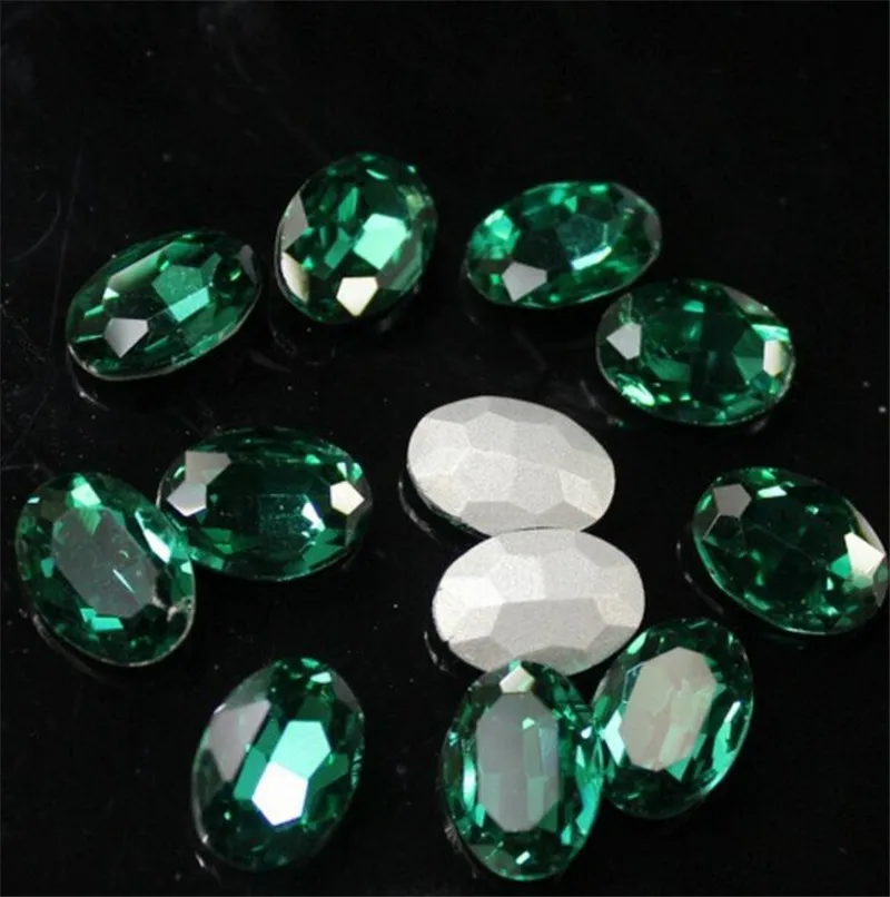 Стеклянные стразы овальной формы изумрудного цвета MHS.SUN для самостоятельной