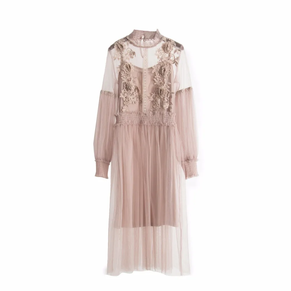 

2020 autumn Korean version of the retro collar lantern sleeves gauze dress dress fashion temperament wild spring Slim New dress