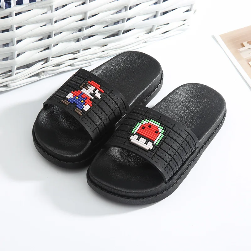 Детская обувь шлепанцы с героями мультфильмов милые мягкие тапочки для