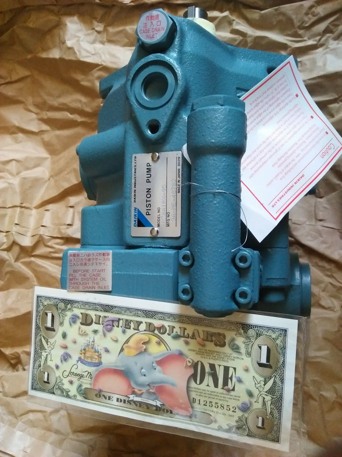 

Daikin V38A1RX-95 насос