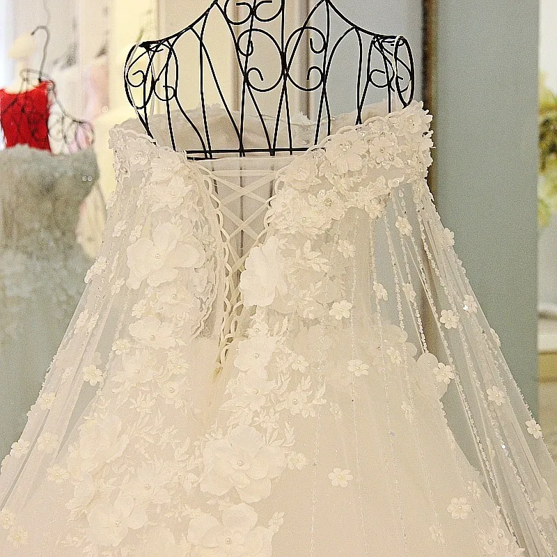 LS57009 Romantic Bridal dresses 2016 with Long Cape Ball Gown Corset Back Robe De Mariee Online Shop China100% Real Image | Свадьбы и