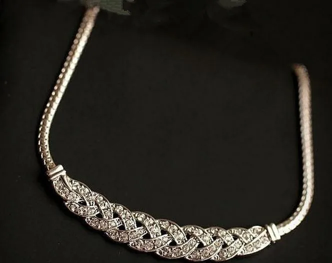 MINHIN High Quality Acrylic Romantic Choker Chain Necklace New Design Spiral Costume Jewelry Female Fashion Accessory | Украшения и
