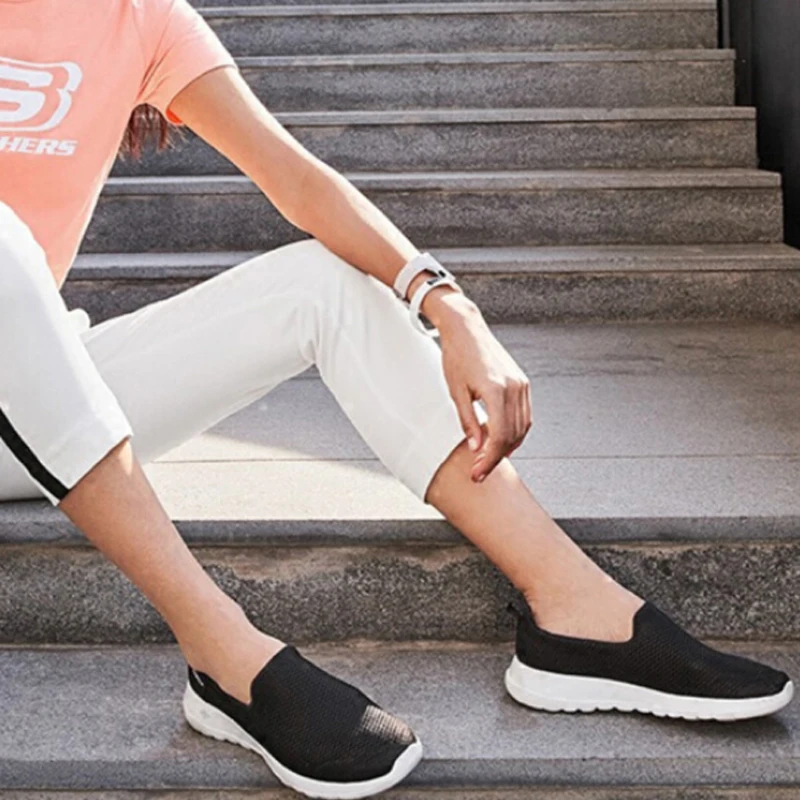 Skechers/Коллекция года; женская обувь; удобные лоферы-светильник; Высококачественная дышащая прогулочная обувь; женская обувь на плоской подошве; Цвет Черный; 15600-BKW