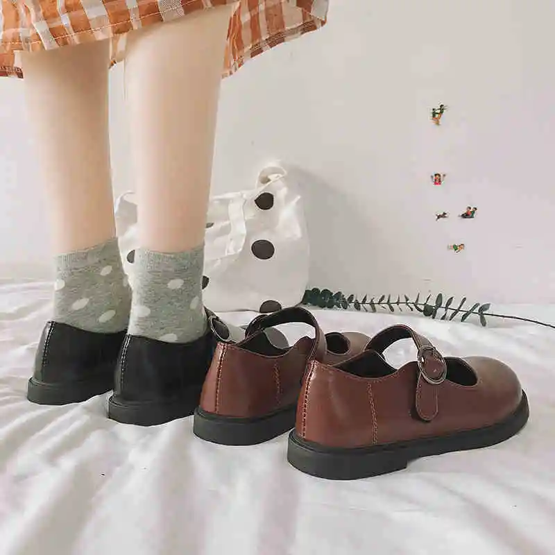 

Женская обувь в стиле ретро; Женские туфли-оксфорды с пряжкой на ремешке; Женские туфли для отдыха в консервативном стиле; Лоферы на плоской ...