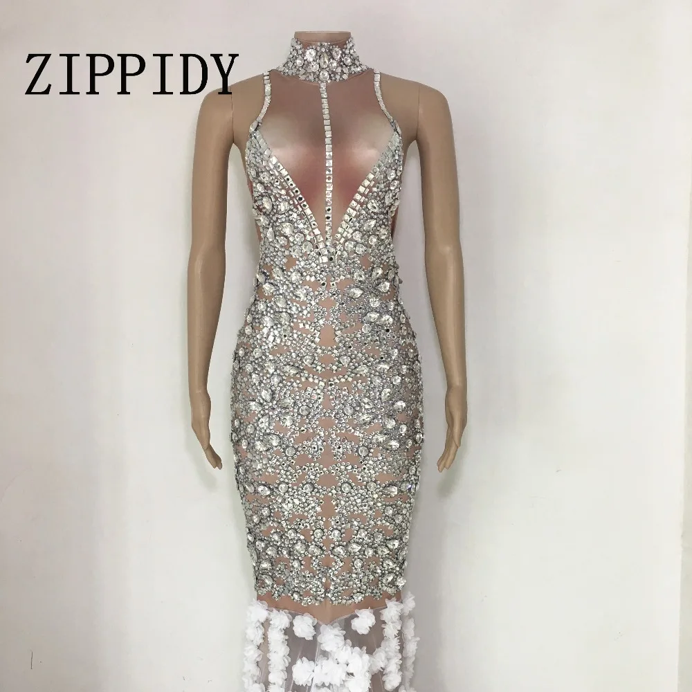 Модное платье стразы с цветами и длинным шлейфом костюм блестящими камнями