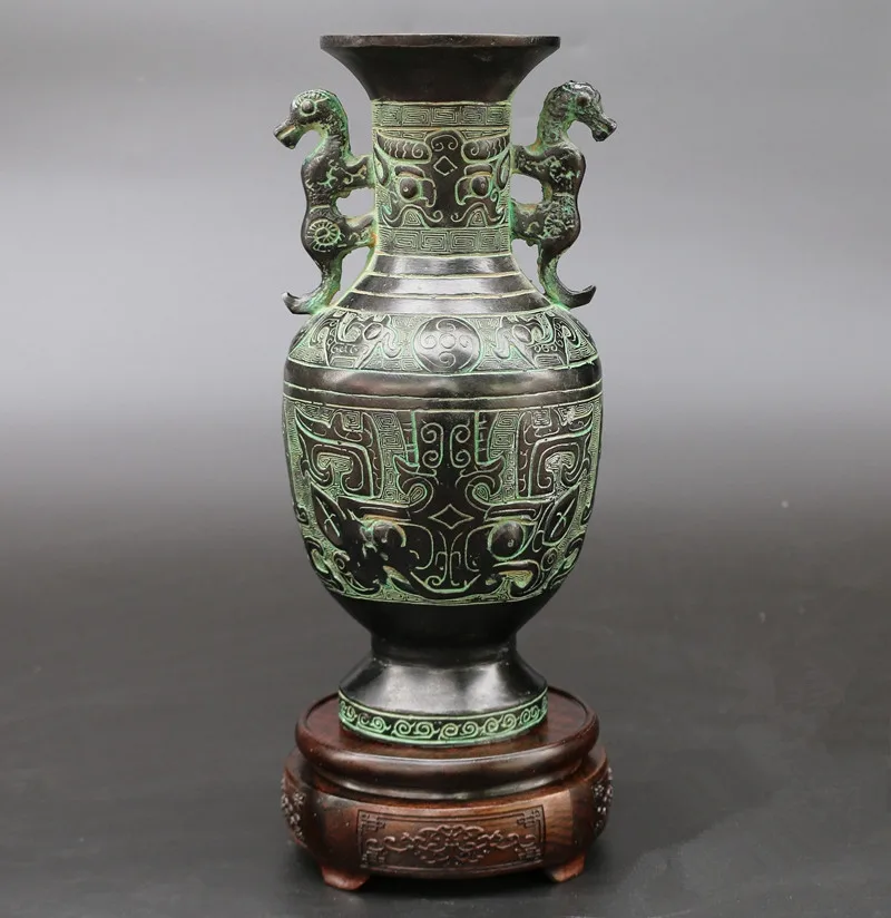 

Two tigers pot of bronze furnishing articles antique vase contemporary household adornment handicraft