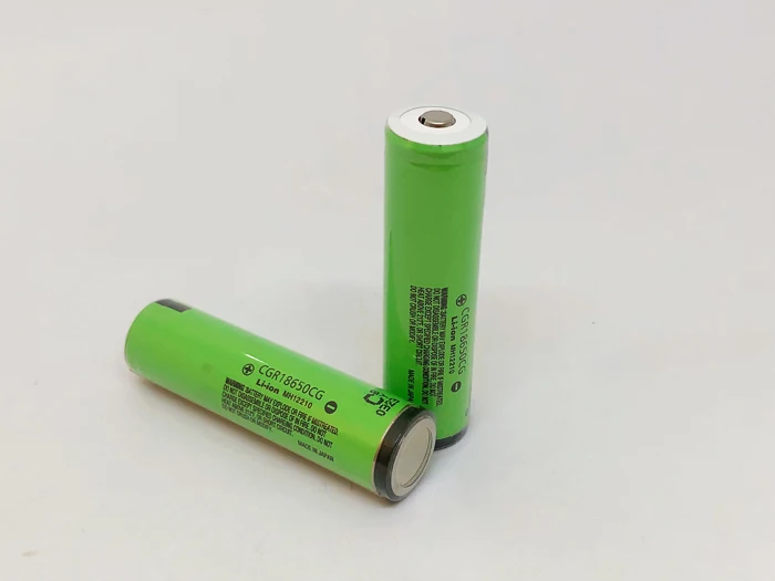 4 шт./лот защищенный Panasonic CGR18650CG 18650 3,7 в 2250 мАч литиевая батарея с PCB