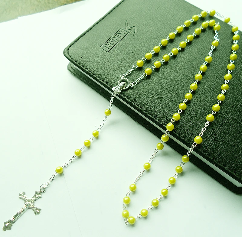 Хорошее качество серебряное покрытие Иисус христианский крест ожерелье зеленый