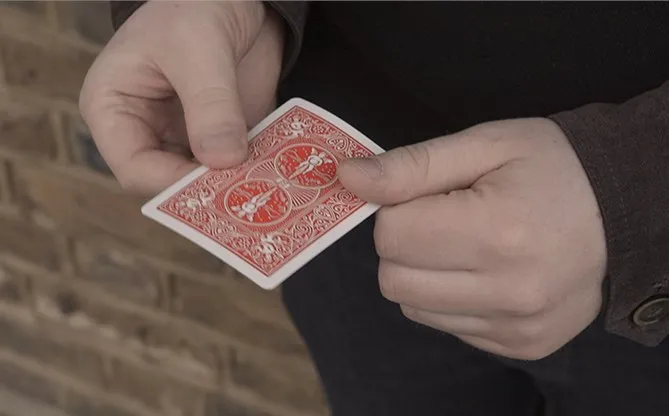 Level One (трюки и онлайн инструкции) от Christian Grace Card иллюзии крупным планом Волшебные