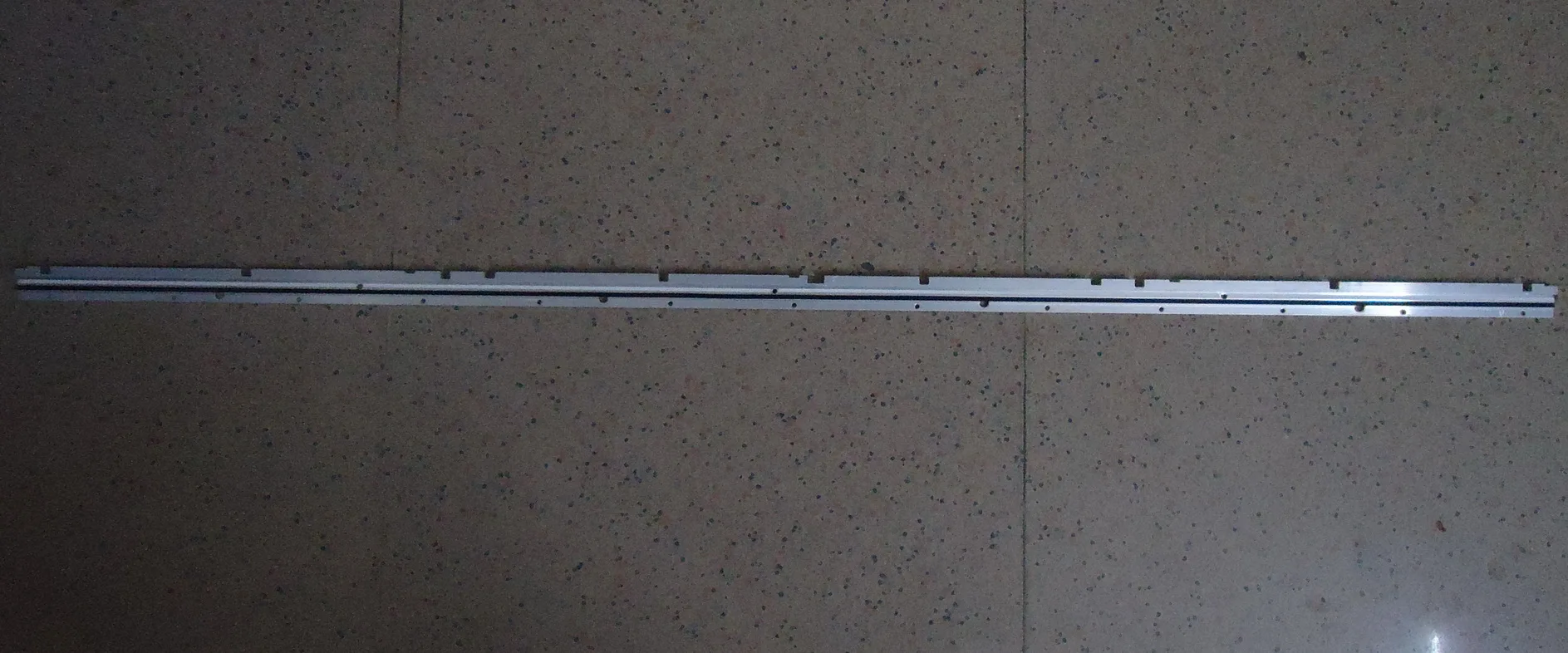 V546H1 LE5 TLEM4 L546H1 TREM4 лампа LMB 5500BM02 1 шт. = 84LED 615 мм|lamp|lamp lamp |