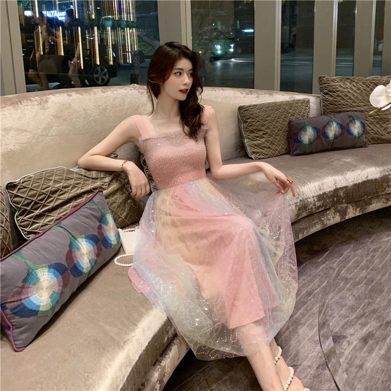 Женское платье на тонких бретелях элегантное Сетчатое с радужным градиентом