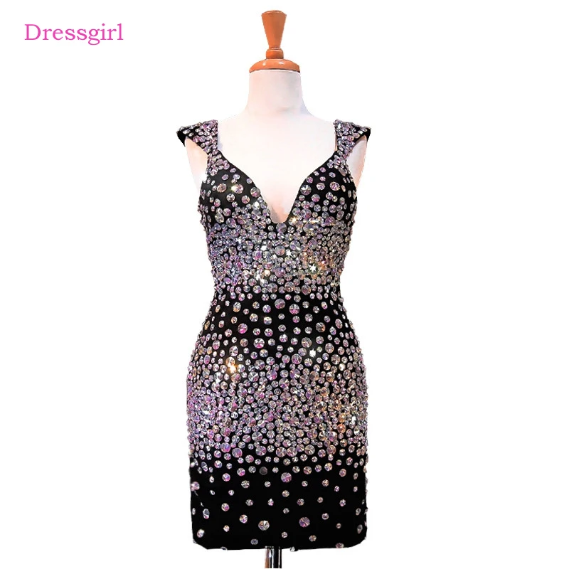 

Black Elegant Cocktail Dresses Sheath Cap Sleeves Short Mini Crystals Open Back Homecoming Dresses