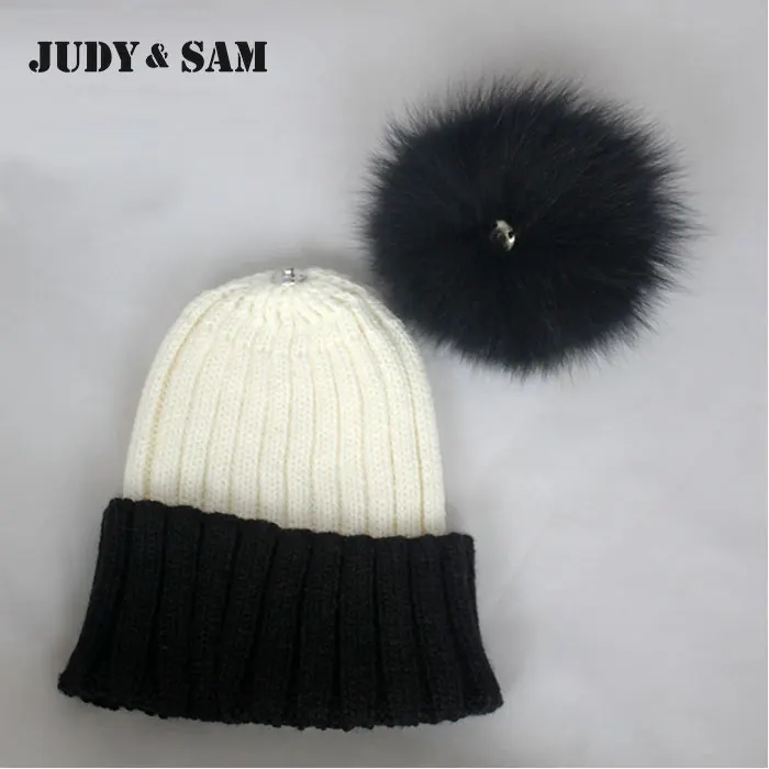 Мода женские зимние трикотажные меховые шапки с реальным мех енота Pompoms ухо protect