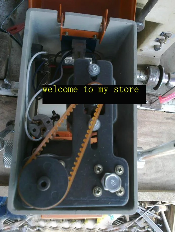 

Key Cutting Machine Vertical Key Cutter 110V/220V Electronic Auto Car Door Lock Key Copy Locksmith Tool Kit 998C