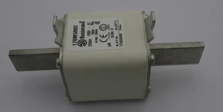 Предохранитель Bussmann super rapid 170M5882 250A 690 В предохранитель с низким