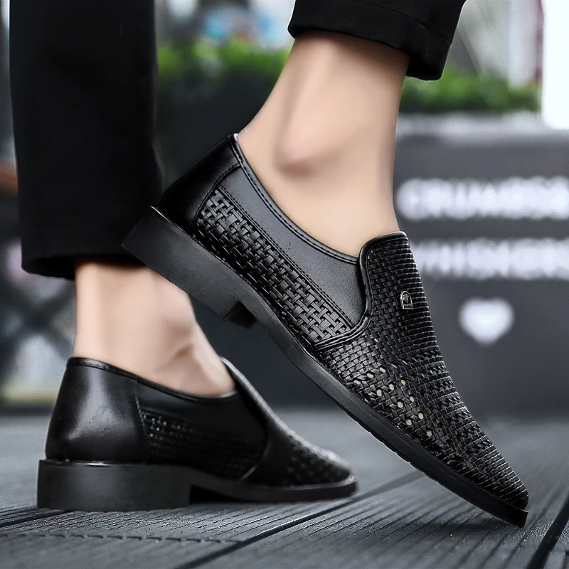 2019 Summer Men's Leather Sandals Genuine Soft Bottom Slip-On Shoes Hole Middle-Aged Hollow Weave Dad 47 48 | Обувь