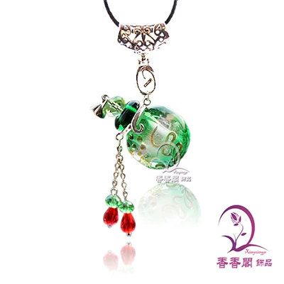 green 1 шт. духи из муранского стекла ожерелья в стиле барокко(со шнуром), флаконы для эфирных масел, арома бутылка ожерелье, духи бутылка ожерелье - Окраска металла: green