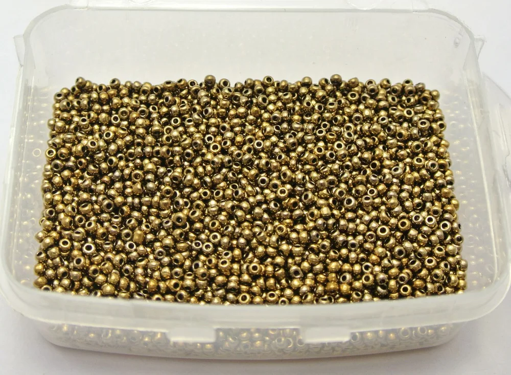 

10000 Glass Opaque Seed Beads 1.5mm (15/0) Bronze + Storage Box