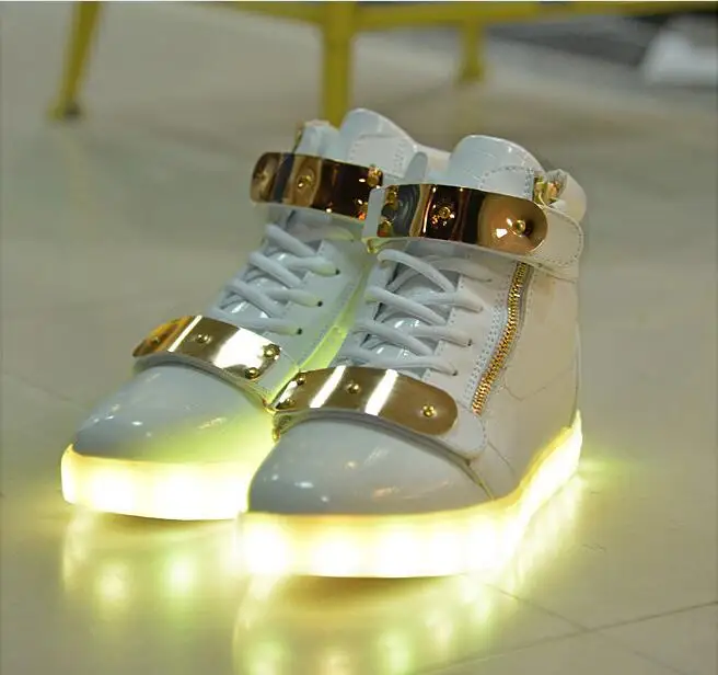 LED Seven Colors USB Charging Fluorescent Shoes Couple Korean high - top Leisure Sports Luminous | Обувь