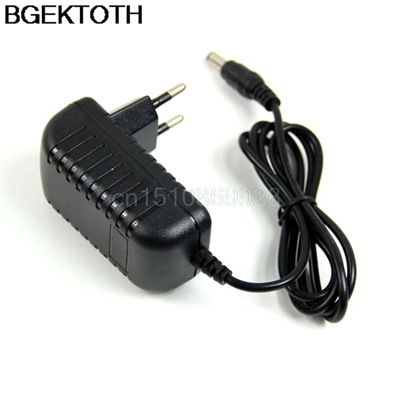 Адаптер питания с вилкой европейского стандарта переменный ток 100-240 В в