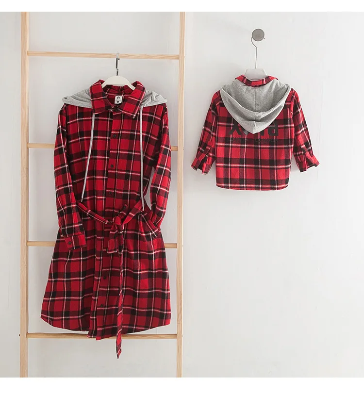 2019 одинаковые рубашки в клетку для всей семьи одежда мамы дочки и сына весенне
