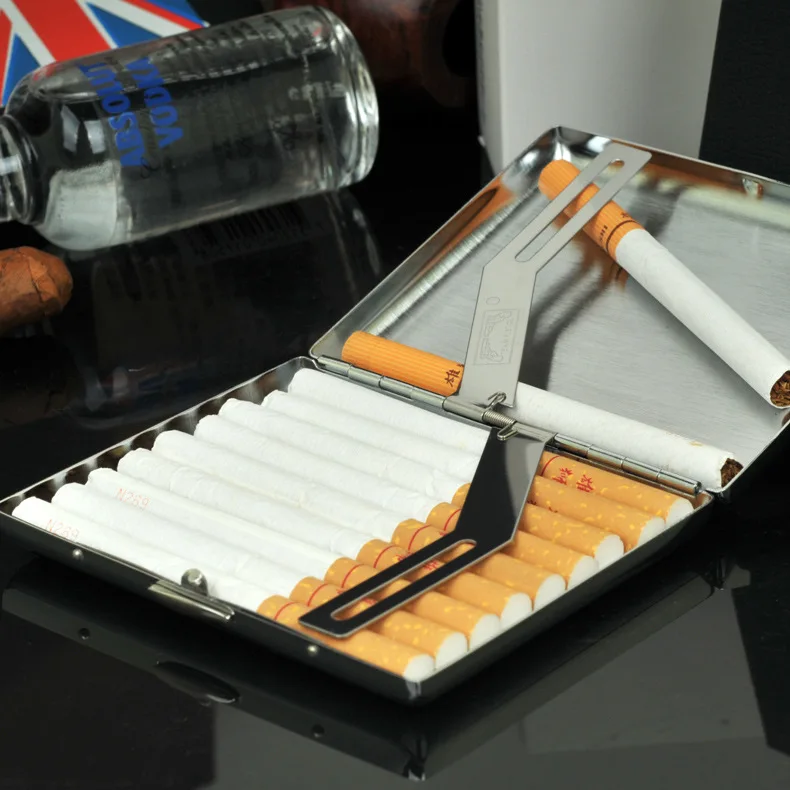 

New 1pcs Authentic ancient silver leaf cigarette pack metal automatic cigarette case personality / smoke clip 327