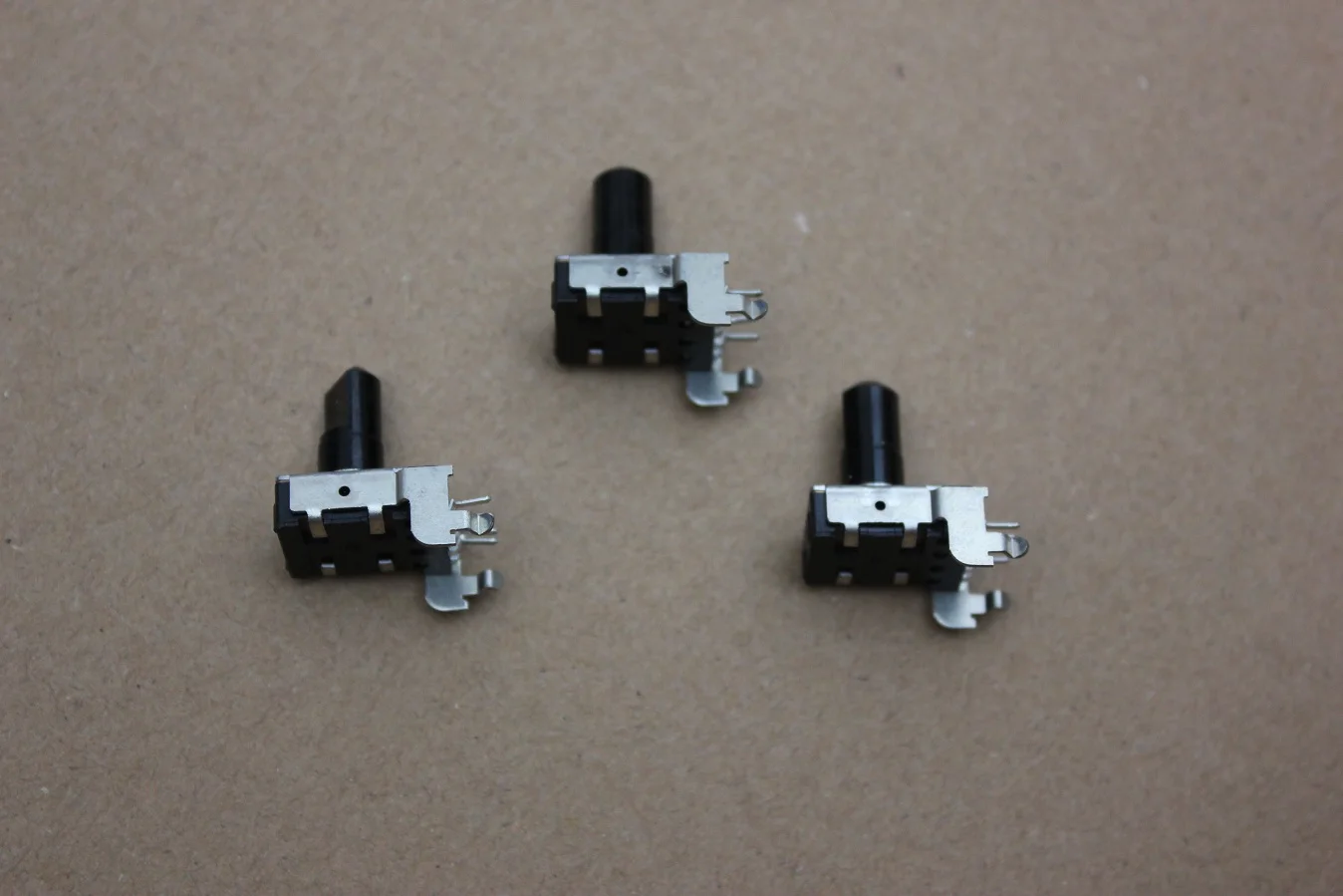 1 шт. подвижный потенциометр для Yamaha PSR 530 540 550 640 740 S550 S650|Дисководы гибких дисков| |