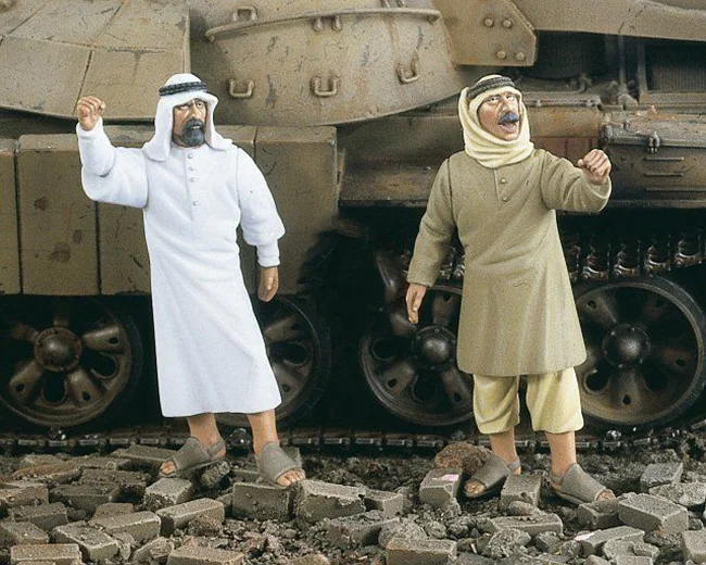 

Assembly Scale 1/35 Arab Street Civilian Men Protesting figure Resin Model Unpainted