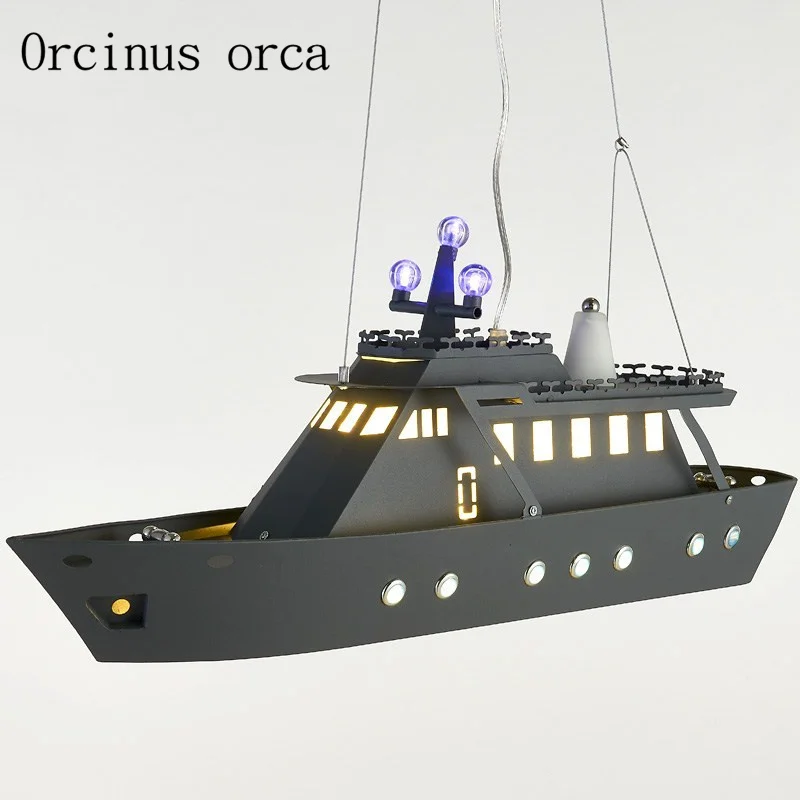 

Cartoon creation galactic warship chandelier children's room boy bedroom modern minimalist boat LED chandelier free shipping