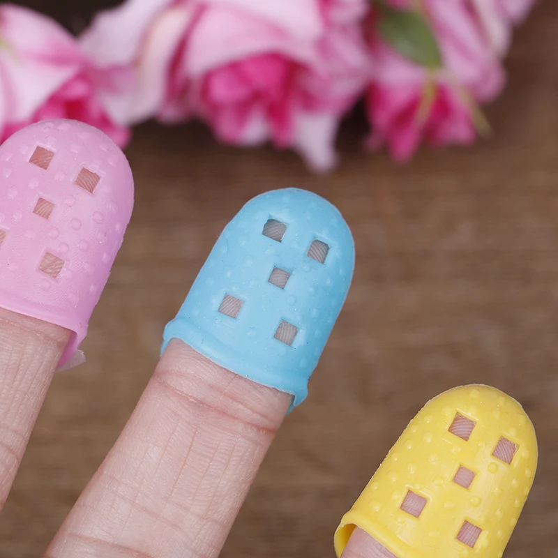 4Pcs/Set For Training Learning Guitar Silicone Finger Guards Fingertip Protectors Ukulele Accessories |