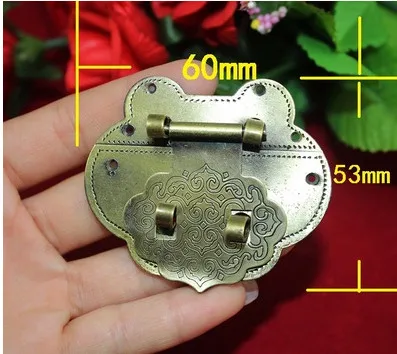 

A63 Antique box buckle lock padlock hasp iron buckle flower packaging box jewelry wooden box hasps locks accessories