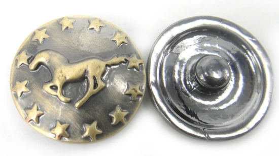 

Бесплатная Прямая доставка хит продаж 1,8-2 см Античная бронзовая лошадь Шарм DIY кнопки металлические подвески