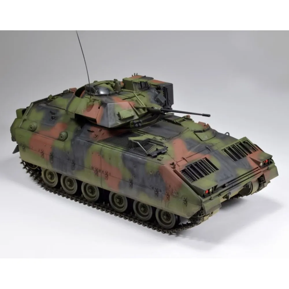 Tamiya 35132 1/35 M2 Bradley пехотная Боевая машина Военная сборка модель AFV строительные