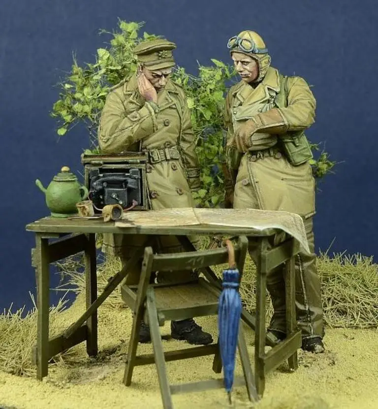 Полевая команда неокрашенных фигур в масштабе 1/35 (без карт)|Наборы для сборки